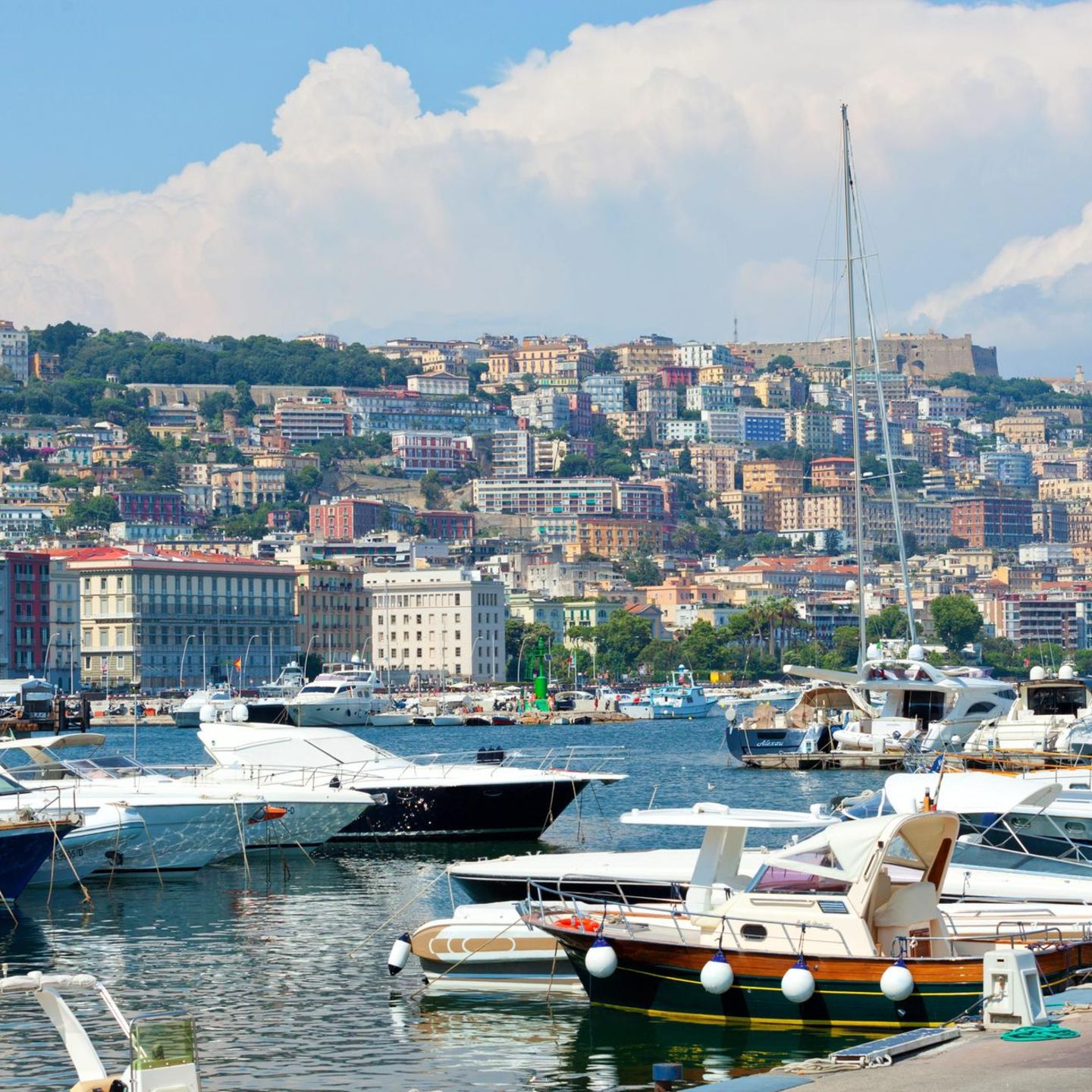 Mergellina port, Naples, says no to megayachts