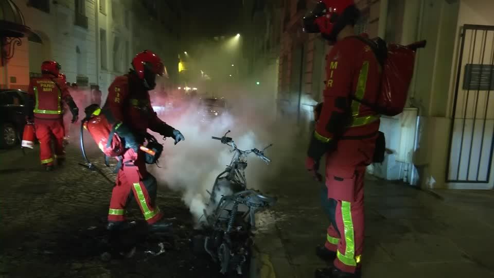 Video: Weniger Gewalt in Frankreich als in vorherigen Nächten