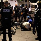 Auch in Nizza ist es in der fünften Krawallnacht zu Ausschreitungen gekommen.