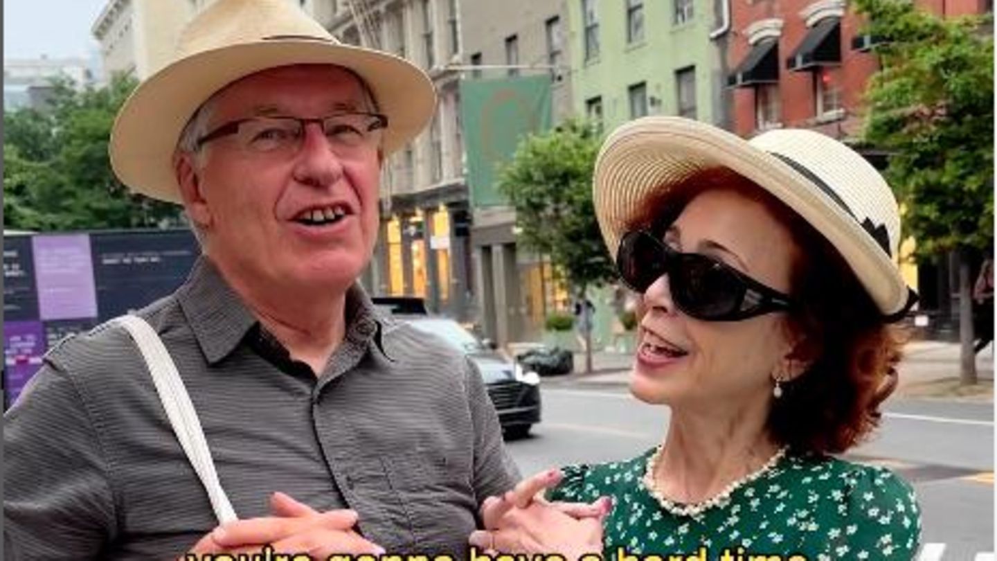 "Wir passen aufeinander auf", erzählen Joe und Rebecca auf dem Instagram-Profil von "Meet Cutes NYC"