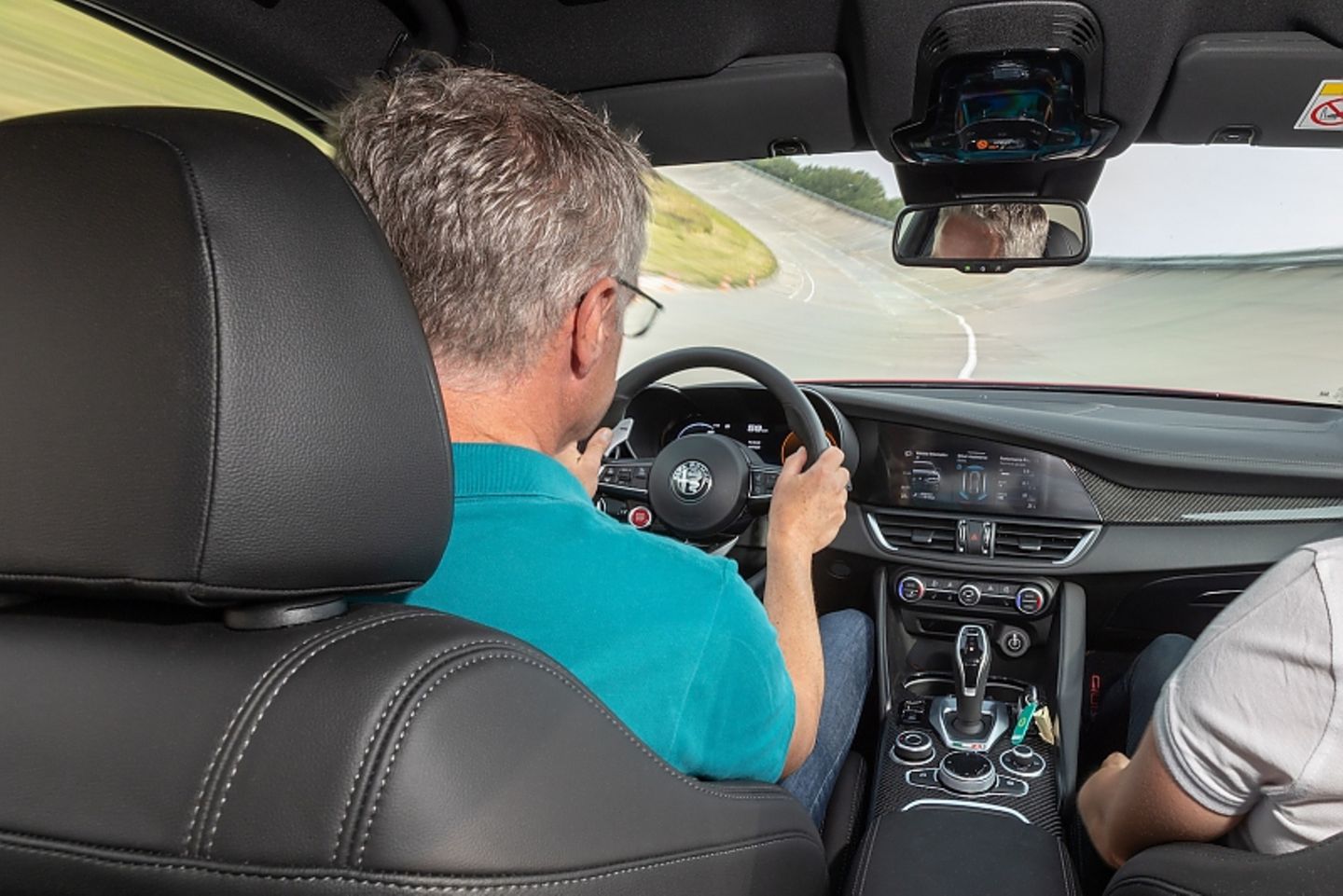 Alfa Romeo Giulia Quadrifoglio 2023