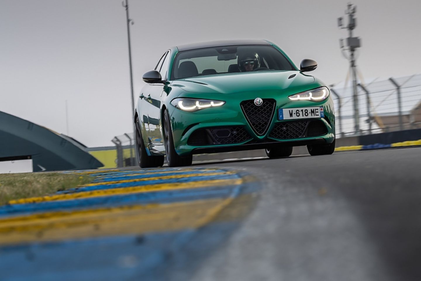 Alfa Romeo Giulia Quadrifoglio 2023