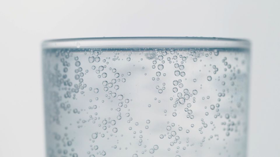 Beim Essen nicht trinken: Was ist dran an dieser Regel? Beim Essen nicht trinken: Was ist dran an dieser Regel?