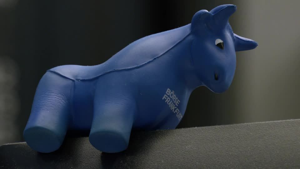 Video: Anleger zum Dax-Jubiläum vorsichtig optimistisch