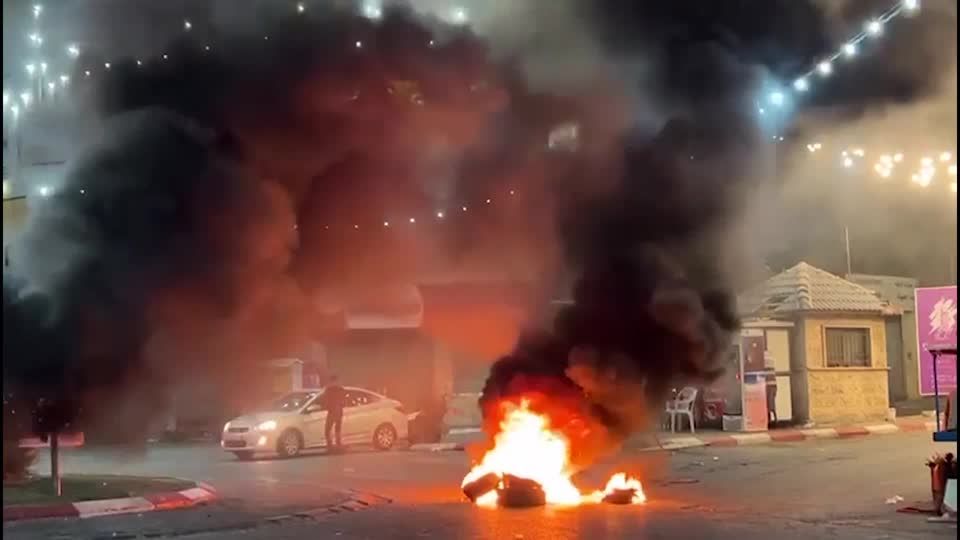 Video: Tote bei Razzia in Dschenin - Israel greift Lager mit Drohnen an Video: Tote bei Razzia in Dschenin - Israel greift Lager mit Drohnen an