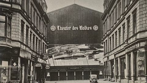 Eingang "Theater des Volkes"