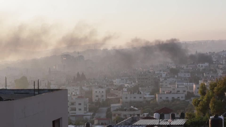 Westjordanland: Acht Tote: Opferzahl steigt nach Israels Militäreinsatz in Dschenin Westjordanland: Acht Tote: Opferzahl steigt nach Israels Militäreinsatz in Dschenin