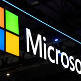 Rang 2: Microsoft  Der Konzern, der ChatGPT auf die Welt losließ, kann sich über einen enormen Wertzuwachs freuen. Allein im ersten Halbjahr stieg der Börsenwert von 1,8 auf 2,5 Billionen Dollar.