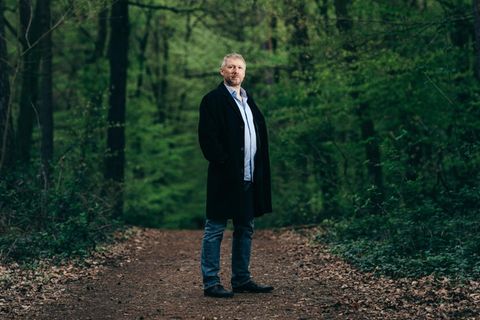 Andreas Huckele bei Frankfurt am Main, wo er lebt. Er hatte 1999 als Erster die Zustände an der Odenwaldschule öffentlich gemacht. Sein Leben wird nun in einer TV-Dokumentation nachgezeichnet