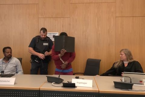 Video: Lebenslange Haft für tödlichen Messerangriff von Illerkirchberg