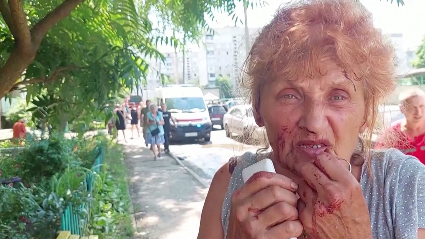 Ukraine: More than 30 injured in Russian attack on Kharkiv region (video)
