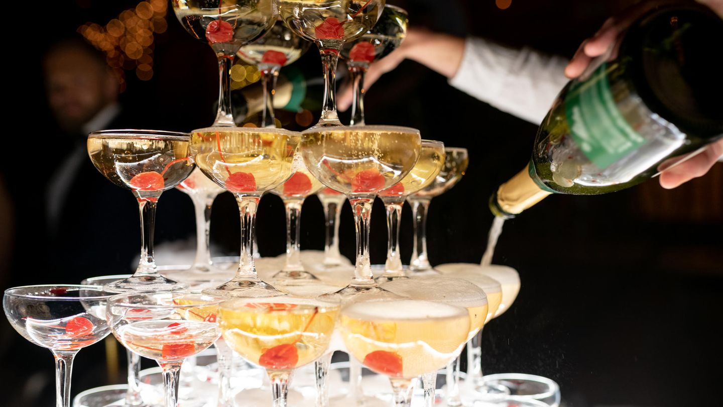 Tax money for sparkling wine: Foreign Office receives 15.7 million euros for entertainment costs
