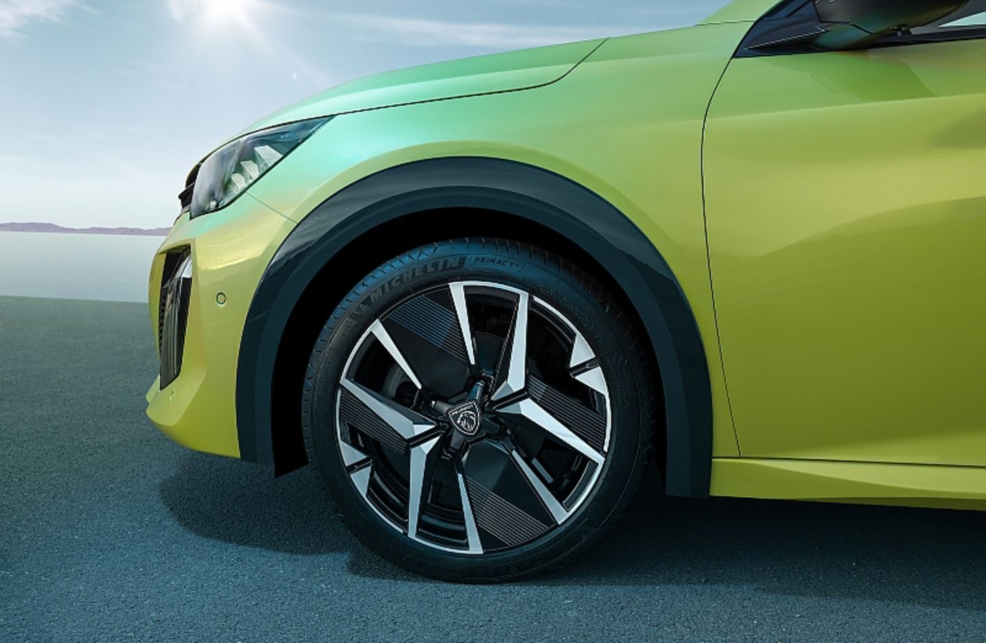 Peugeot e-208 / 208