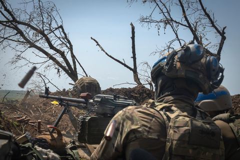 Grabenkrieg: Soldaten der Ukraine feuern an der Frontlinie in der Region Saporischschja auf russische Stellungen