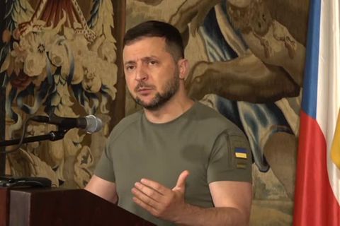 Video: Selenskyj zu möglichem Nato-Beitritt der Ukraine: "Wir brauchen Ehrlichkeit"