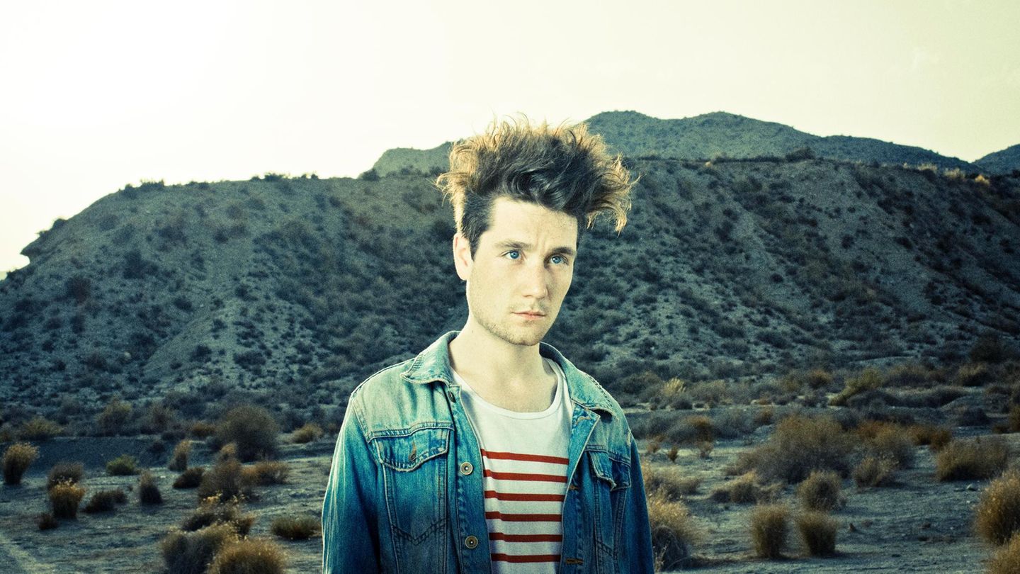 Dan Smith von Bastille