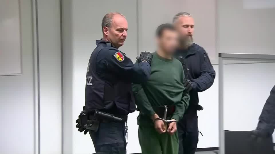 Video: Prozessauftakt im Fall der Messerattacke von Brokstedt