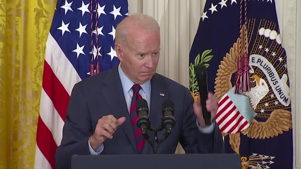 Video: Bidens Stand-up-Show: US-Präsident punktet mit Selbstironie