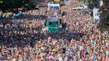 Die Route führt im Kreis vom Heiligengeistfeld über die Landungsbrücken entlang der Hafenstraße über die Reeperbahn wieder zurück zum Heiligengeistfeld, wo ab 17.30 Uhr die Aftermove-Party steigt.