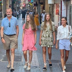 Royals in der Stadt: König Felipe VI und seine Ehefrau Letizia mit den Töchtern Leonor und Sofia in Palma de Mallorca 