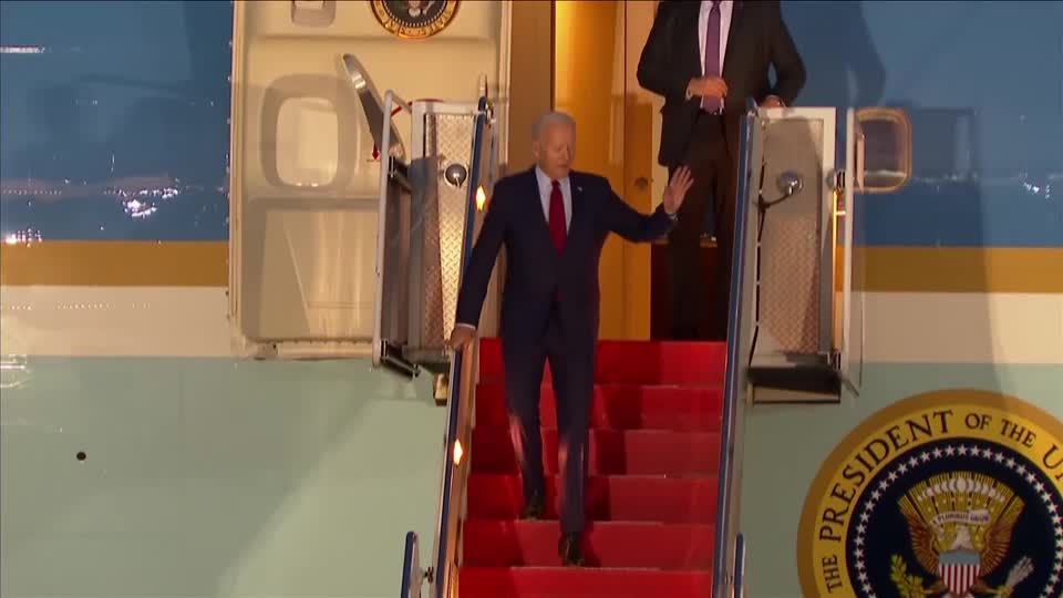 Video: Im Vorfeld des Nato-Gipfels: Biden in Großbritannien