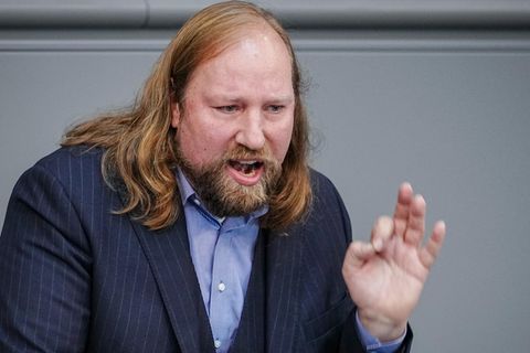 Grünen-Politiker Anton Hofreiter bei einer Rede im Bundestag