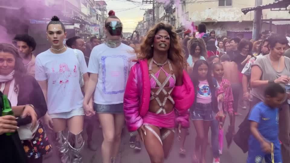 Video: Rio de Janeiro: Pride-Event in Favela Video: Rio de Janeiro: Pride-Event in Favela