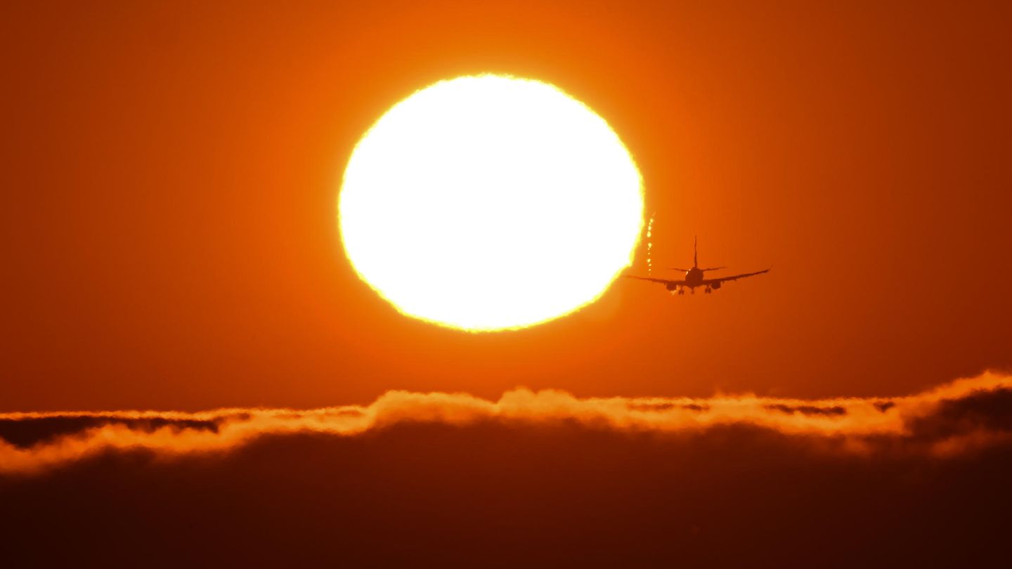 Sonnenuntergang über San Francisco: Auch nachts lässt die Hitze im Süden der USA kaum nach