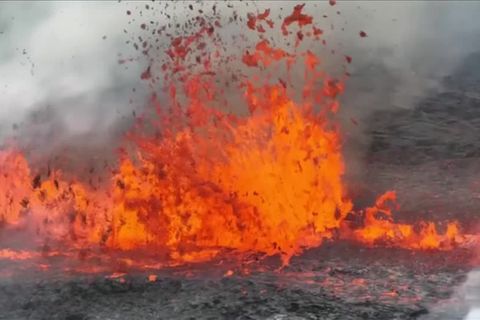 Island: Erdbeben und Vulkaneruption in der Nähe von Reykjavik