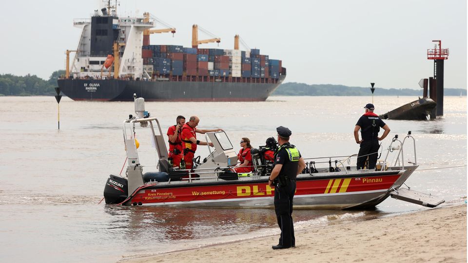 Hamburg Elbe Rettungsboot