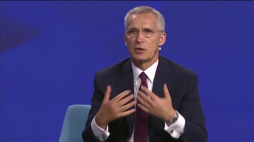 Video: Stoltenberg mahnt deutliches Nato-Signal an Ukraine an