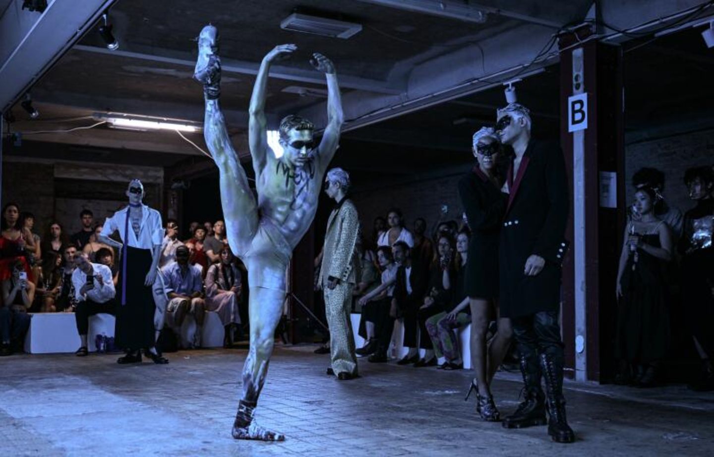 Show des französischen Designers Lucas Meyer Leclere Show 1