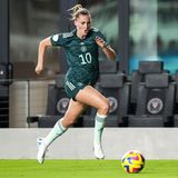 Mittelfeld: Laura Freigang, Eintracht Frankfurt  Die Frankfurterin spielt hinter den Spitzen als Spielmacherin oder hängende Spitze. Die torgefährliche Offensiv-Allrounderin gehört zum erweiterten Stamm der Nationalelf.
