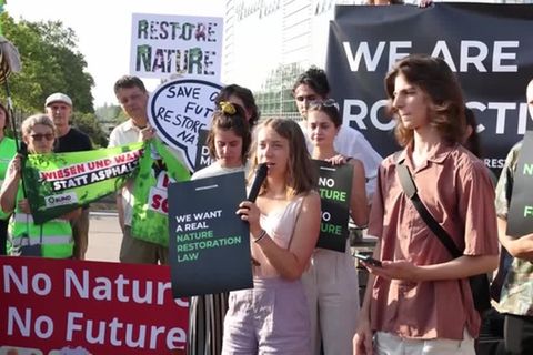 Video: Neues Naturschutzgesetz: Greta Thunberg vor EU-Parlament