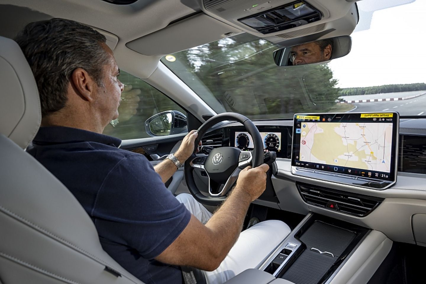 VW Passat Variant 2024