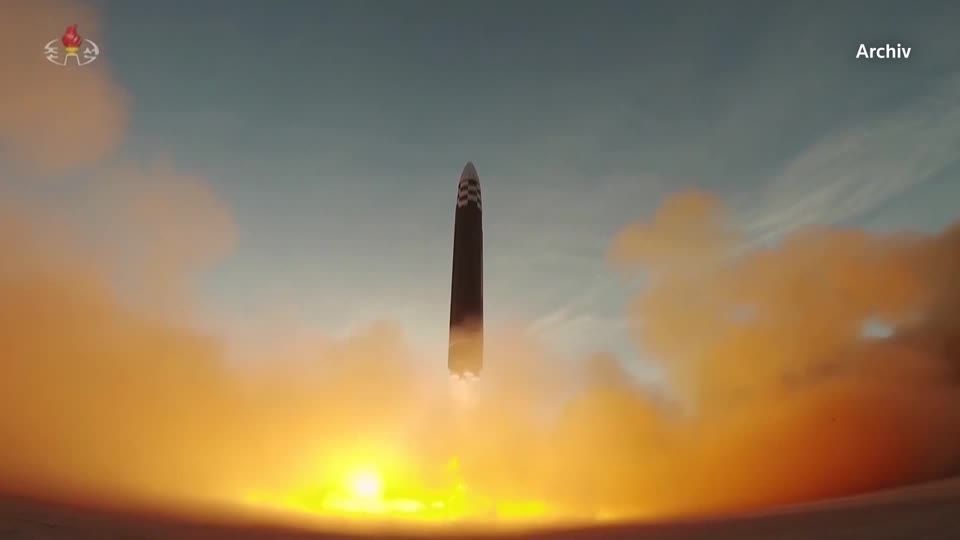 Video: Nordkorea feuert laut Südkorea ballistische Rakete ab