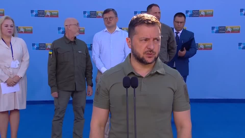 Video: Nato-Gipfel: Viel Gesprächsbedarf für Selenskyj Video: Nato-Gipfel: Viel Gesprächsbedarf für Selenskyj