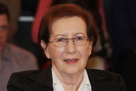 Heide Simons in einer Talksendung
