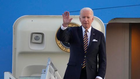 US-Präsident Joe Biden steigt aus der Air Force One