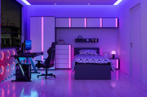 Gaming-Möbel: Ein Schlafzimmer ist mit Gaming-Möbeln eingerichtet