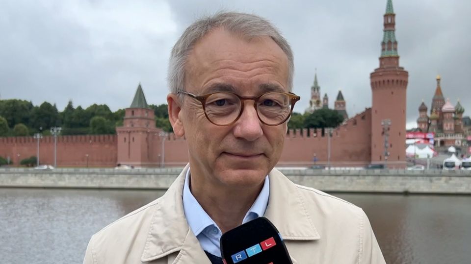 "Da brodelt es enorm in der Armee": Moskau-Reporter über die Entlassung des russischen Generals Popow