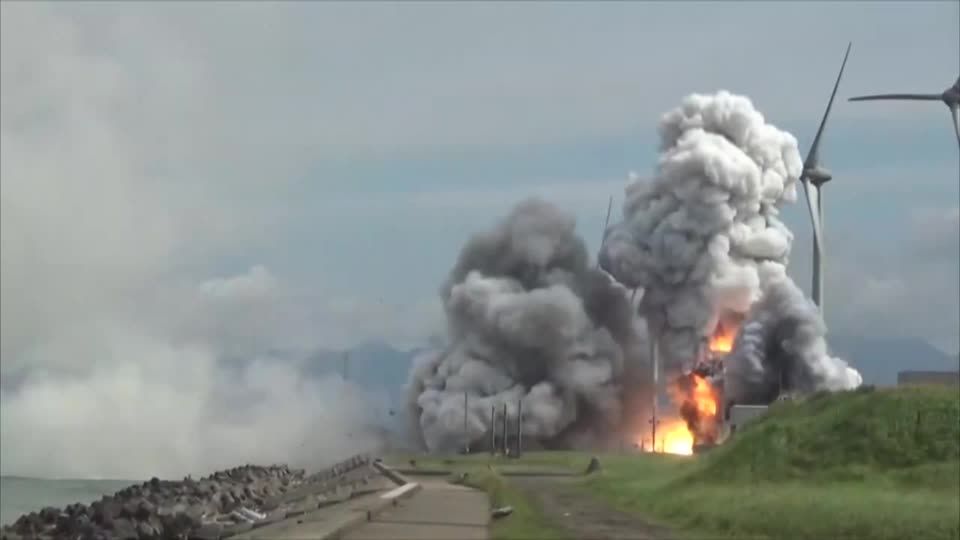 Video: Raumfahrt-Raketentriebwerk bei Test in Japan explodiert