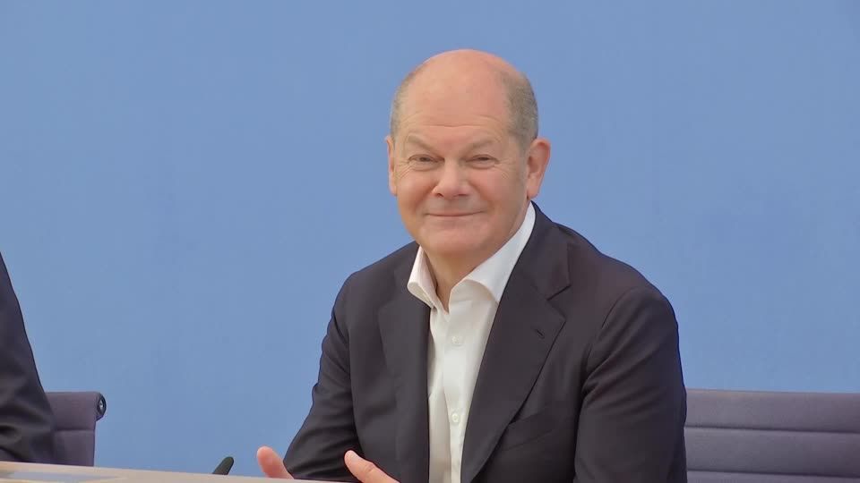 Video: Sommer PK: Scholz sieht sich erst am Anfang seiner Kanzlerschaft