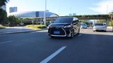 Lexus LM