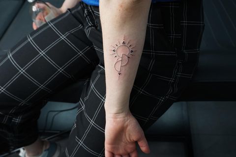 Organspendetattoo auf Unterarm