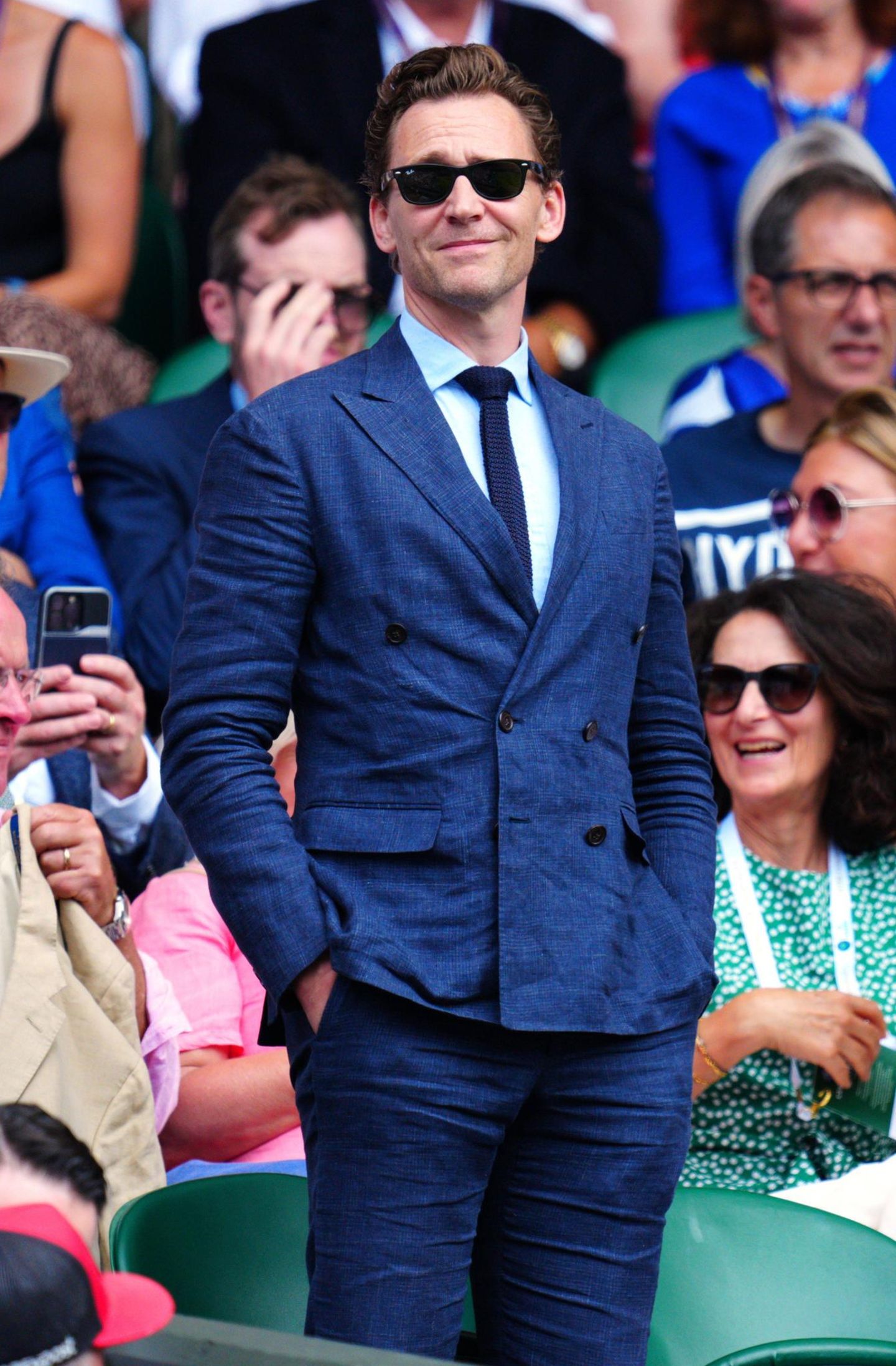 Tom Hiddleston Tom Hiddleston