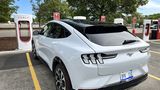 Ford am Tesla-Supercharger