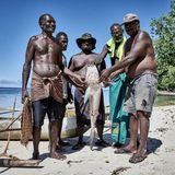 "Im Schnitt werden während des Festivals etwa zehn Haie gefangen, aber einmal, in den 1960er-Jahren, waren es sogar 20." Man könne nie wissen, wie erfolgreich die Hai-Rufer seien: "Es hängt davon ab, ob sie vorher alle Regeln befolgt und gefastet haben", sagt Merebo.