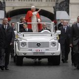 Mercedes G-Klasse (W 463) Papstmobil