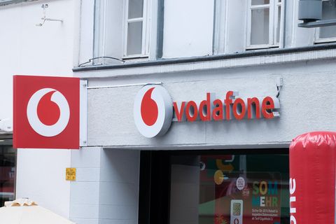 Außenansicht eines Vodafone-Ladens